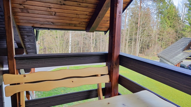 Cottage exterior view